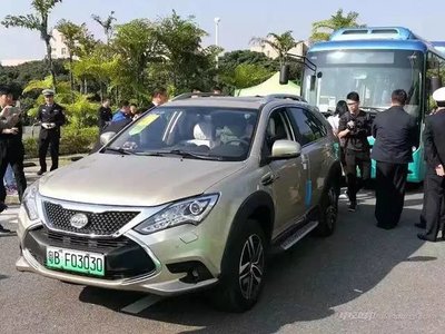 白綠色新車牌 新能源汽車牌照迎來(lái)全新?lián)Q發(fā)時(shí)代